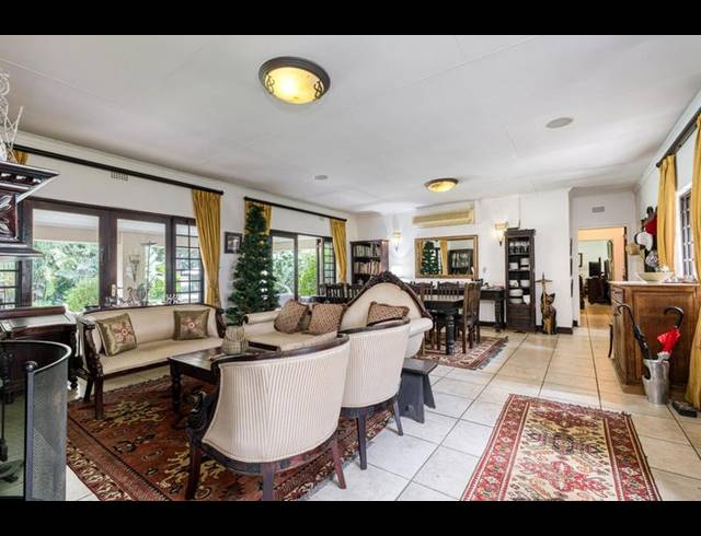 7 BEDROOM HOUSE FOR SALE IN BRYANSTON